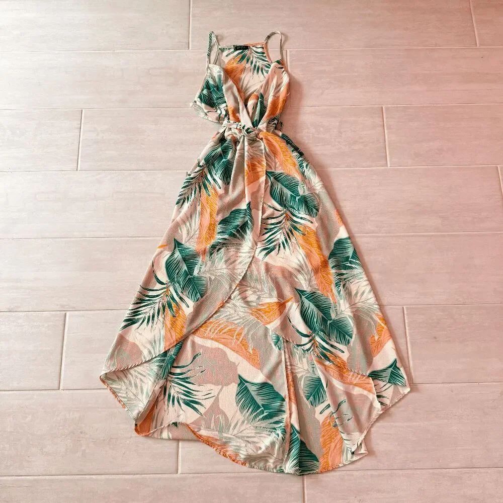 Scobe Asymmetrical Dress Tulip Cut Tropical V Neck Loose Vacation M Palm Leaf